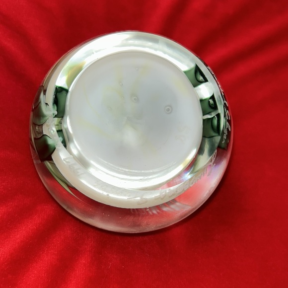 Lundberg Studios paperweight - Picture 3 of 13